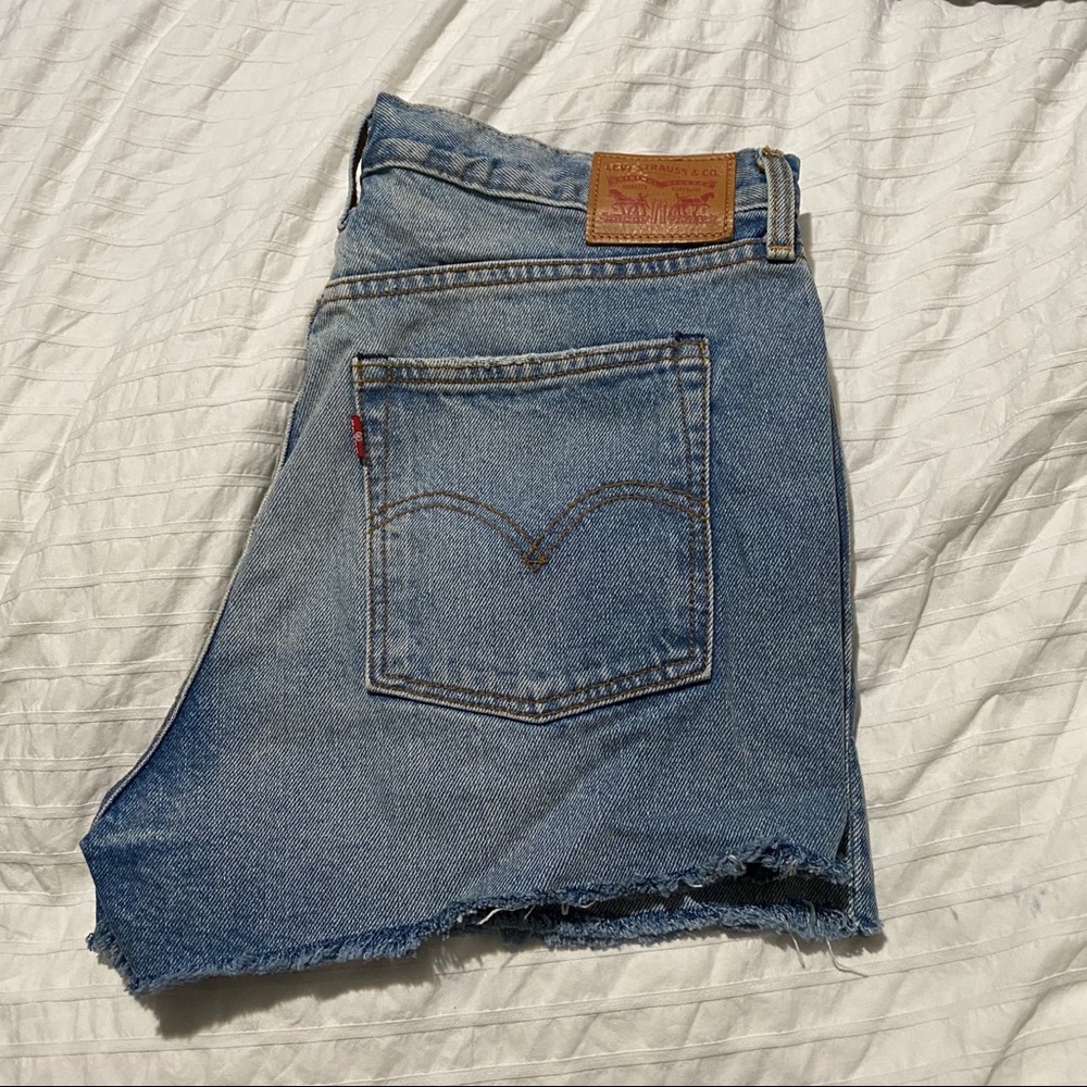 Levi’s shorts